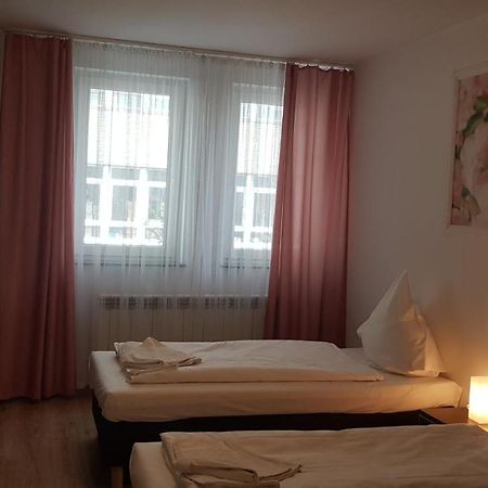 Hotelik Kameleon Pokoje Goscinne يافور المظهر الخارجي الصورة