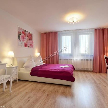 Hotelik Kameleon Pokoje Goscinne يافور المظهر الخارجي الصورة